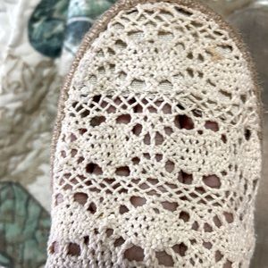 Rocket dog slip on crochet shoes size 8.
